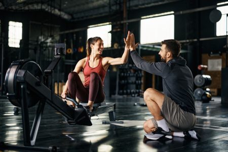 En roddmaskin på gymmet